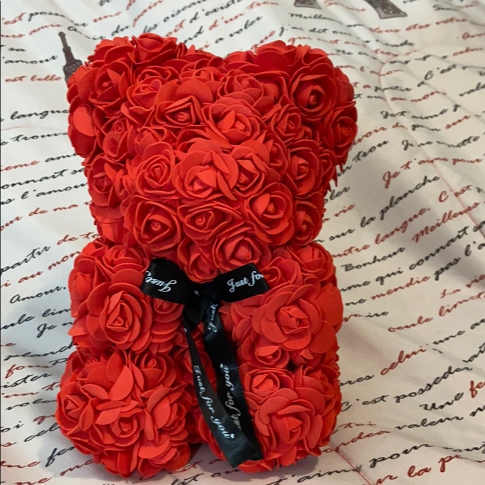 Red Rose Bear
